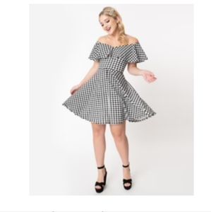 EUC Unique Vintage Gingham Dress